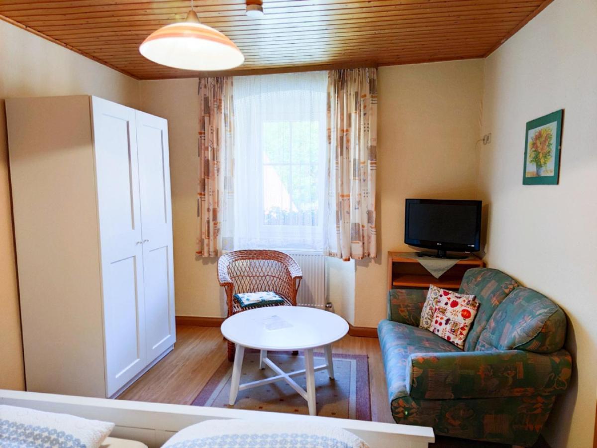 Herrnmuehle - Pension & Ferienwohnungen Ротенбург-на-Таубере Экстерьер фото