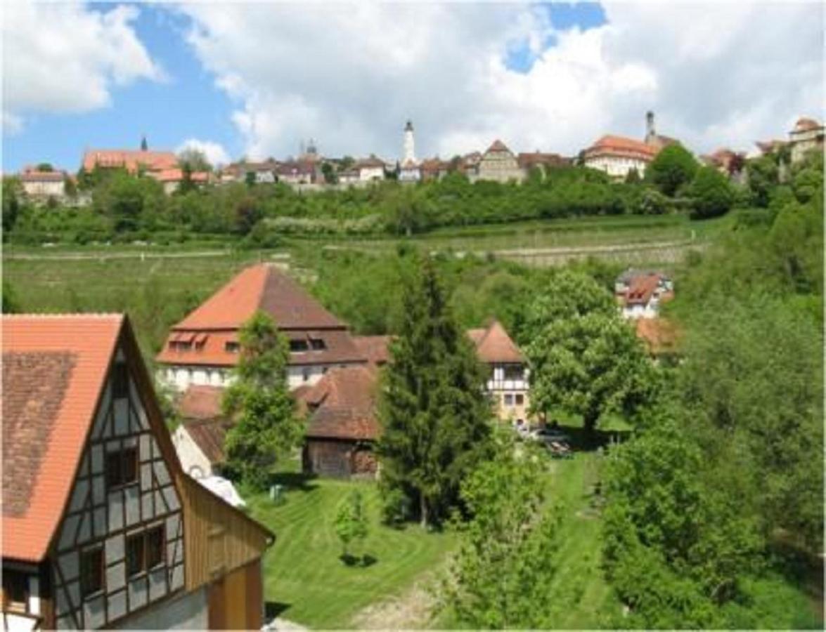 Herrnmuehle - Pension & Ferienwohnungen Ротенбург-на-Таубере Экстерьер фото