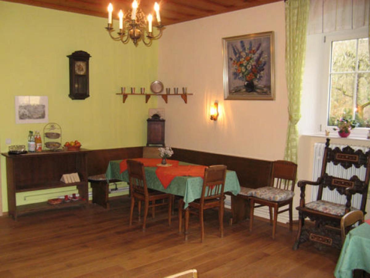 Herrnmuehle - Pension & Ferienwohnungen Ротенбург-на-Таубере Экстерьер фото