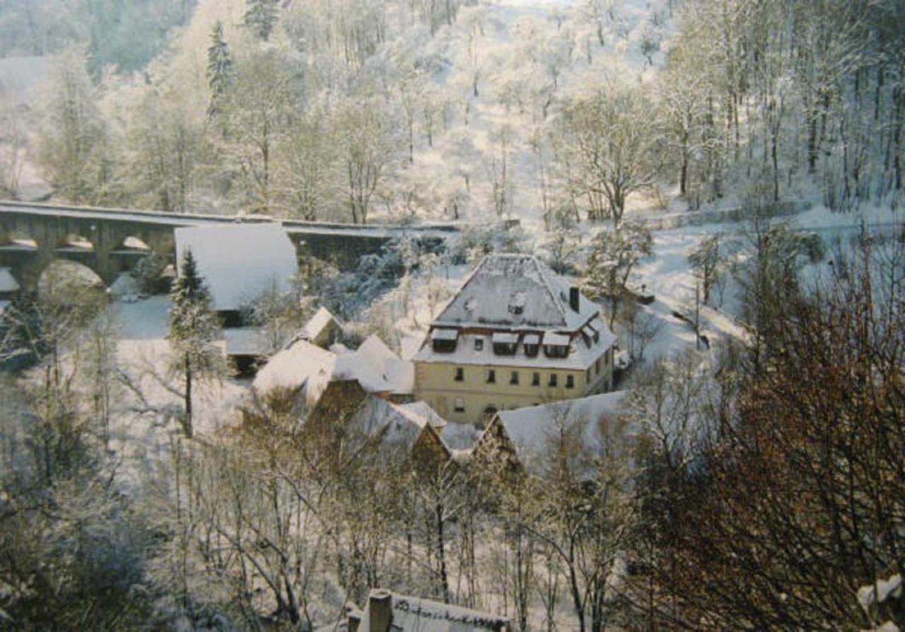 Herrnmuehle - Pension & Ferienwohnungen Ротенбург-на-Таубере Экстерьер фото